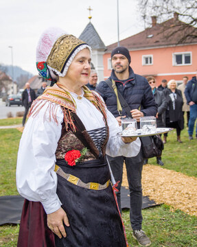 Namenu predali saniran transportni vodovod (18)